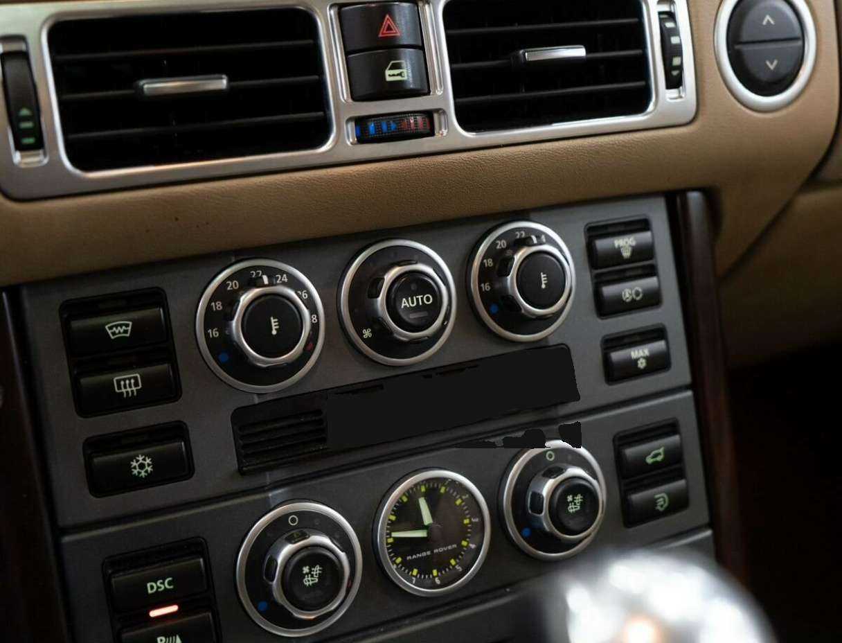 Land Rover Range Rover с пробегом — 2007 год. Фото: #10