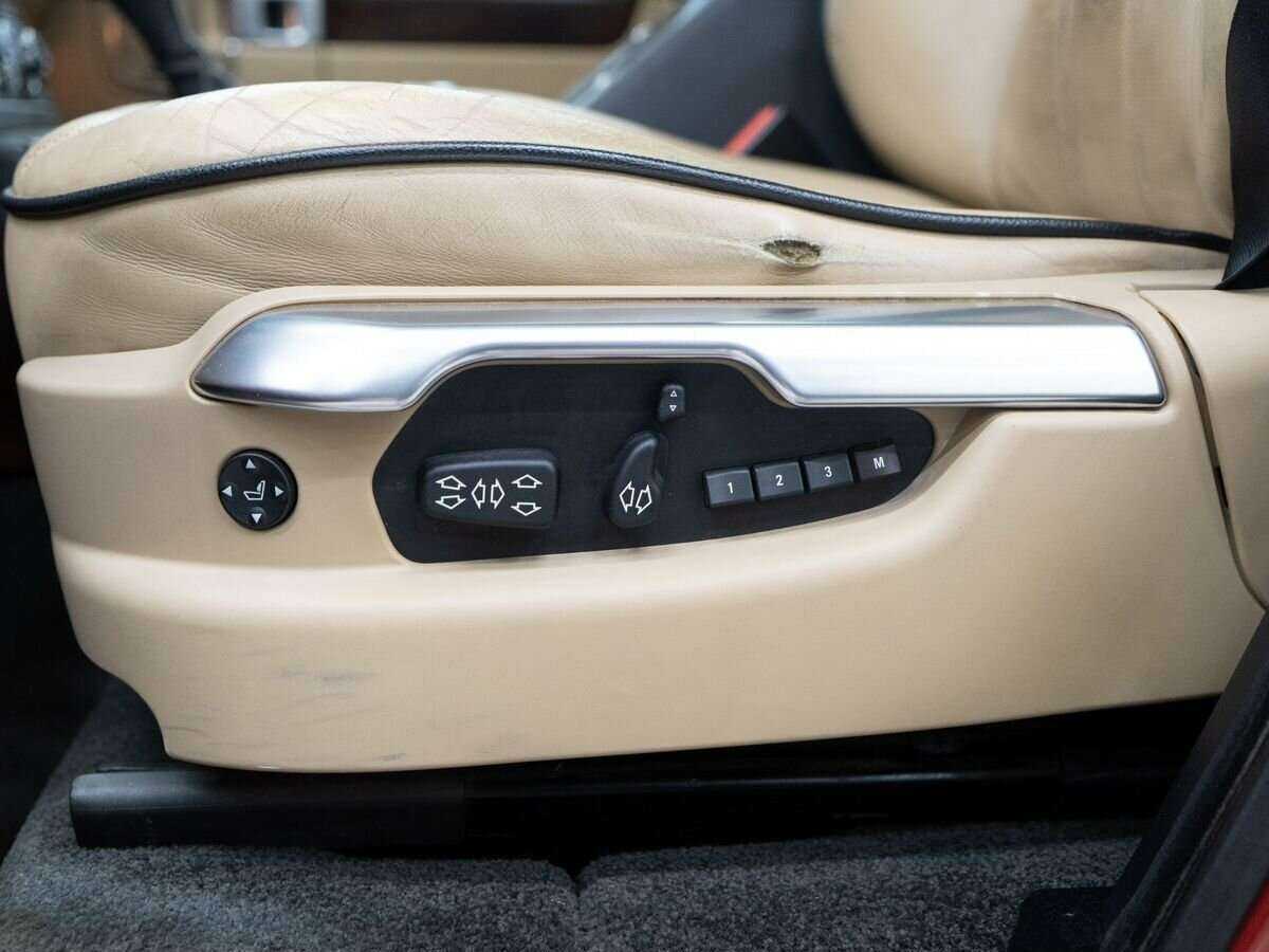 Land Rover Range Rover с пробегом — 2007 год. Фото: #15