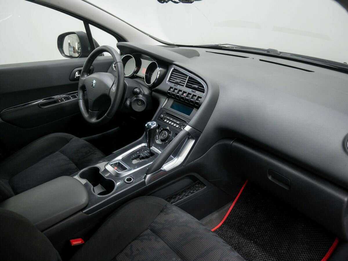 Peugeot 3008 с пробегом — 2012 год. Фото: #6