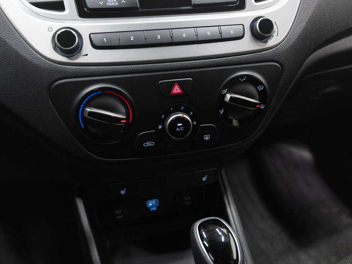 Hyundai Solaris с пробегом — 2019 год. Фото: #14