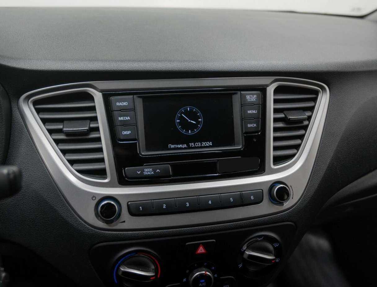 Hyundai Solaris с пробегом — 2019 год. Фото: #15