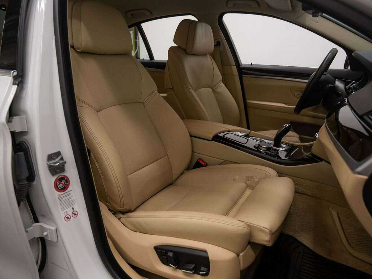 BMW 5 серии с пробегом — 2015 год. Фото: #6