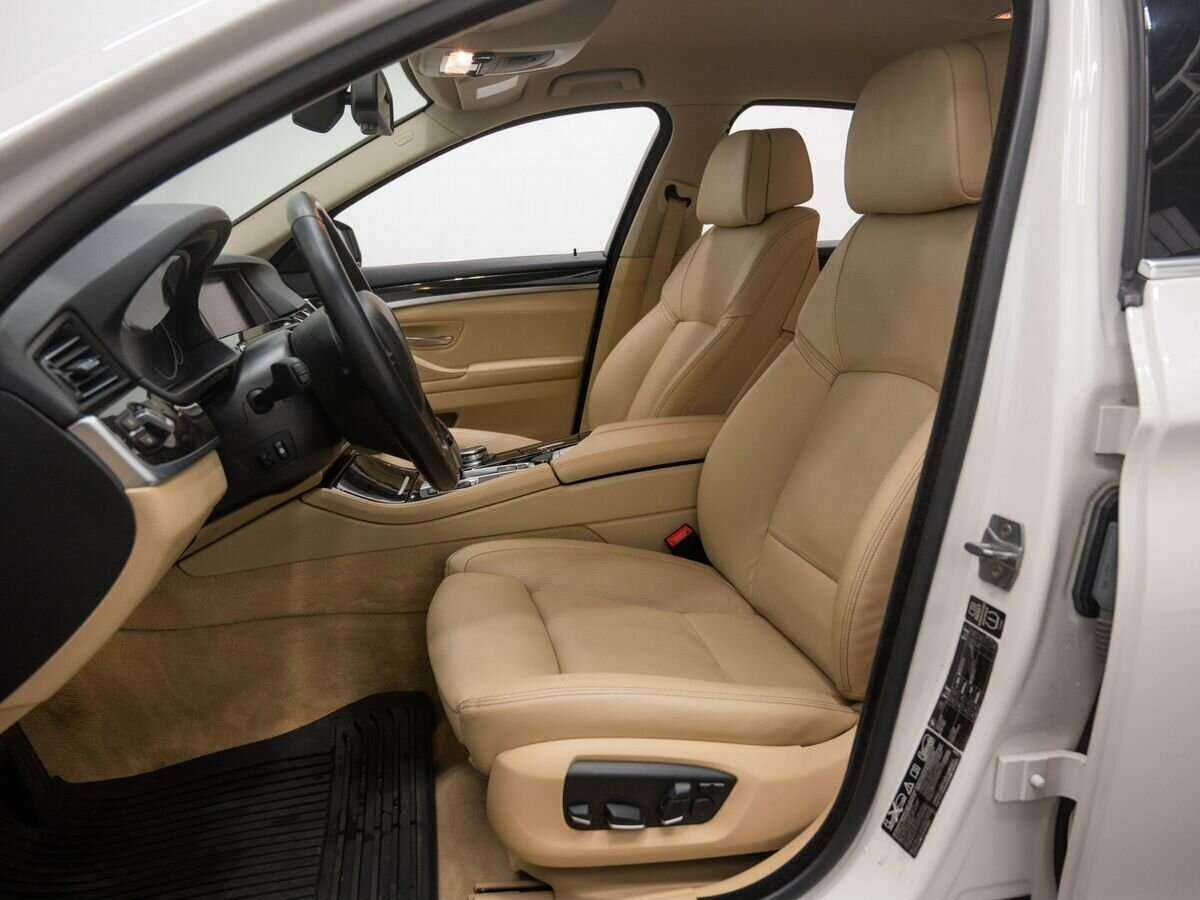 BMW 5 серии с пробегом — 2015 год. Фото: #12