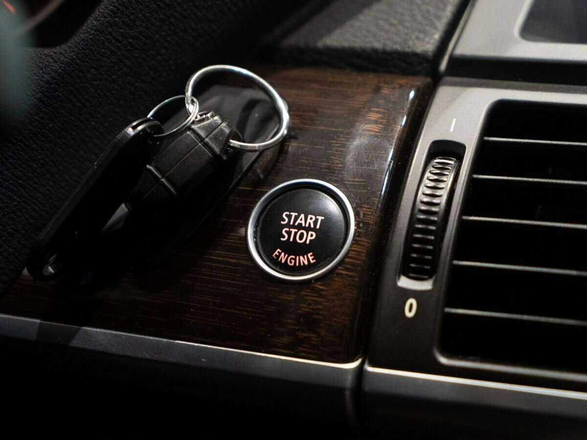 BMW X5 с пробегом — 2011 год. Фото: #10