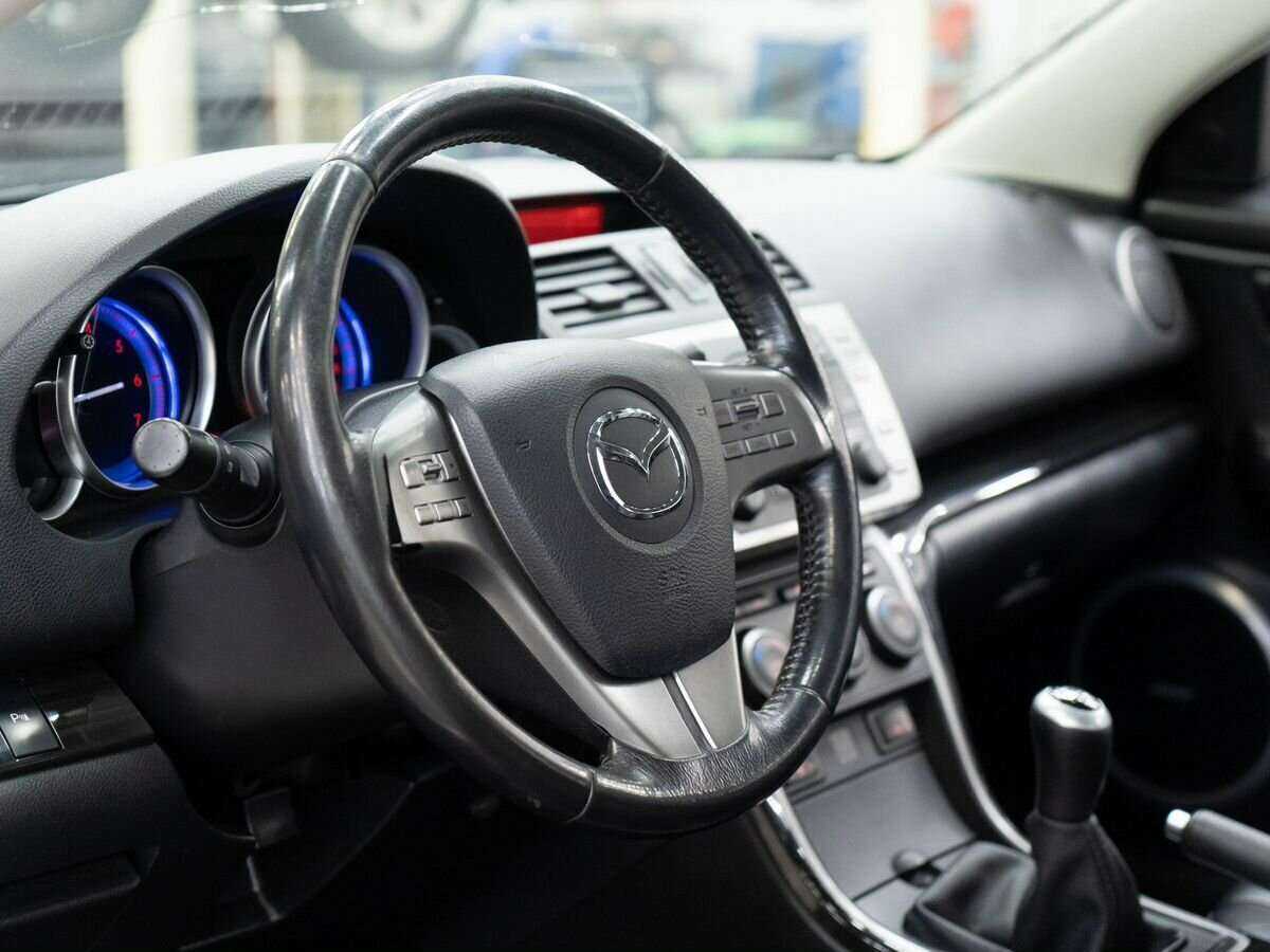 Mazda 6 с пробегом — 2008 год. Фото: #4