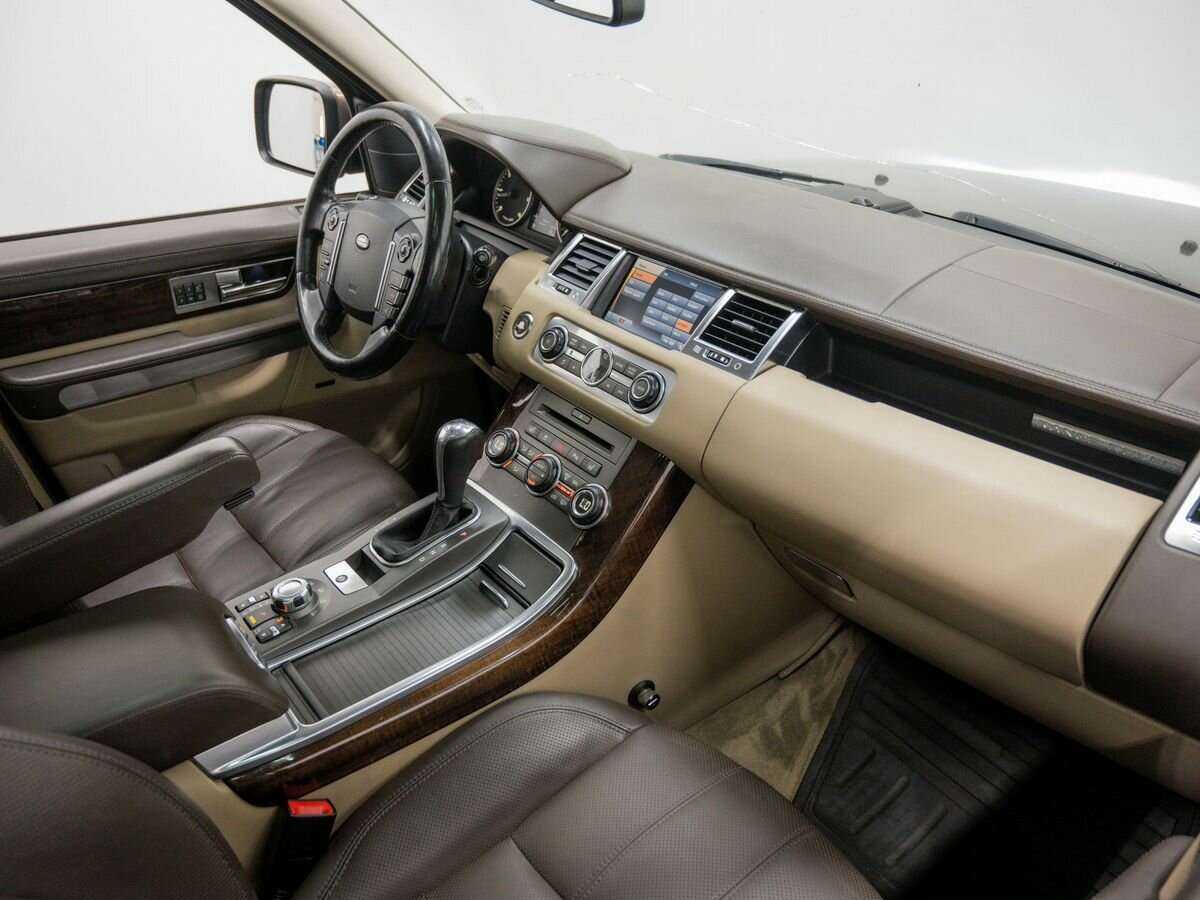 Land Rover Range Rover Sport с пробегом — 2010 год. Фото: #7