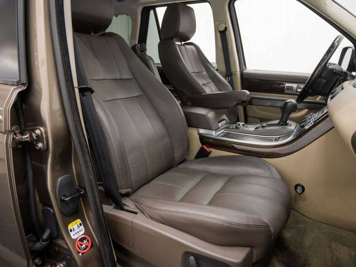 Land Rover Range Rover Sport с пробегом — 2010 год. Фото: #8