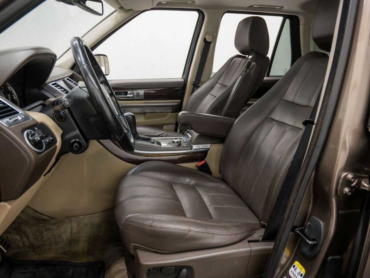 Land Rover Range Rover Sport с пробегом — 2010 год. Фото: #14