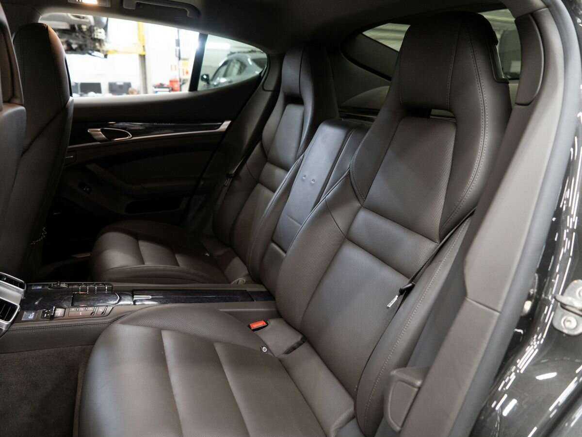 Porsche Panamera с пробегом — 2015 год. Фото: #6