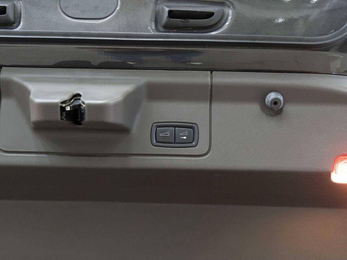 Porsche Panamera с пробегом — 2015 год. Фото: #7