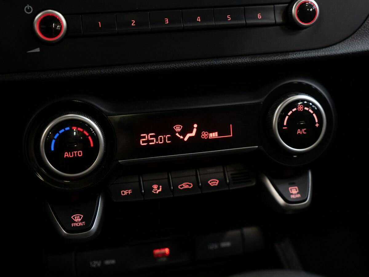 Kia Rio с пробегом — 2021 год. Фото: #13