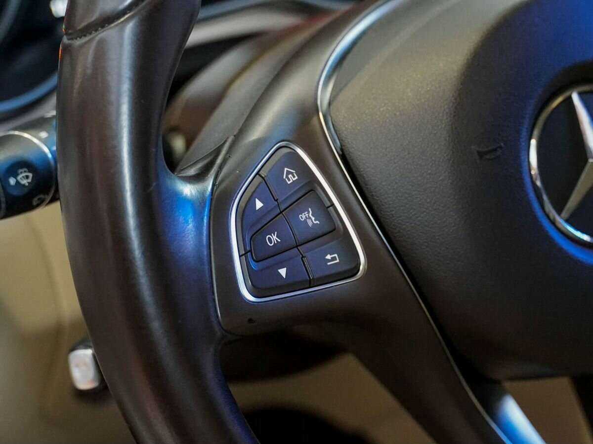 Mercedes-Benz GLC с пробегом — 2015 год. Фото: #16