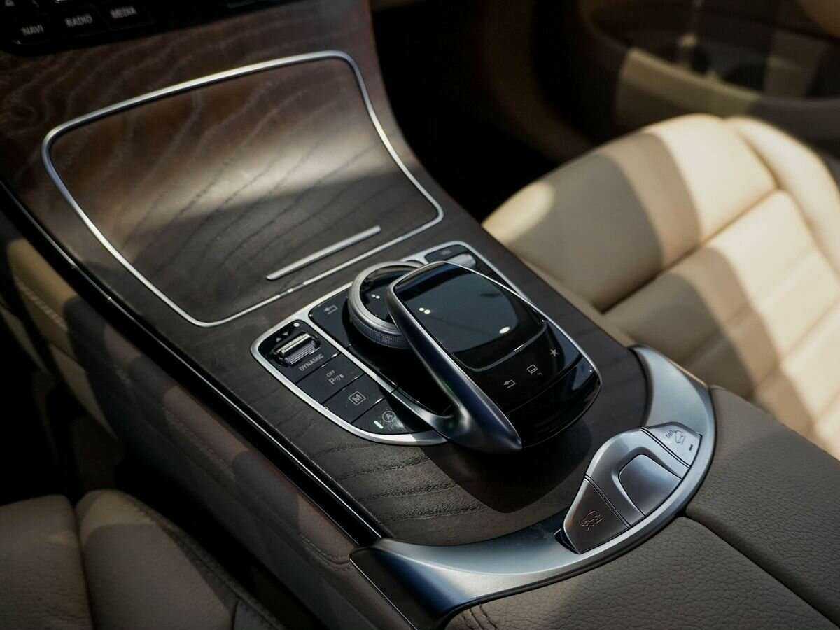 Mercedes-Benz GLC с пробегом — 2015 год. Фото: #19