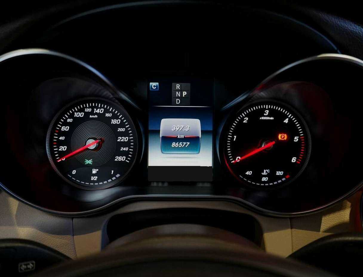 Mercedes-Benz GLC с пробегом — 2015 год. Фото: #22