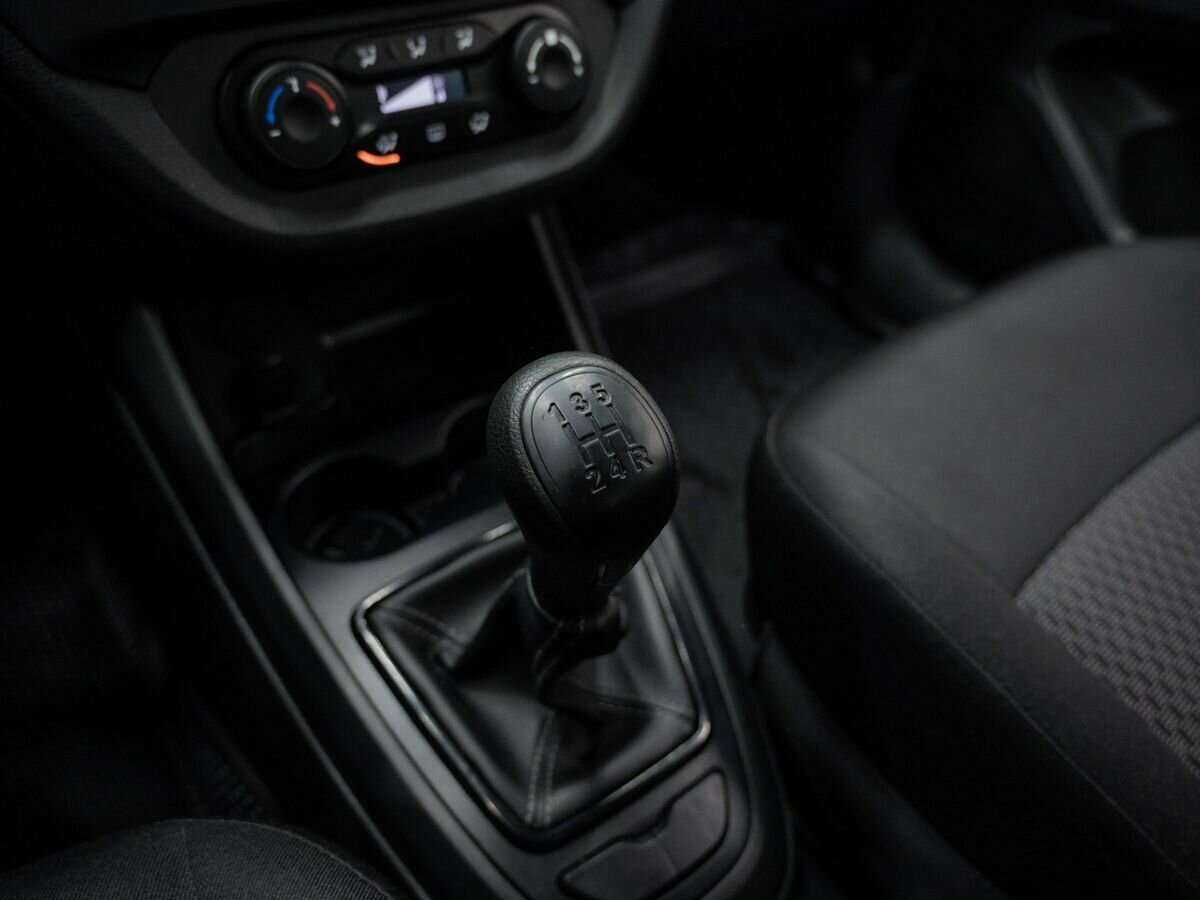 Lada (ВАЗ) Vesta с пробегом — 2020 год. Фото: #14