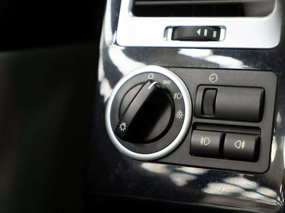 Land Rover Range Rover с пробегом — 2010 год. Фото: #21