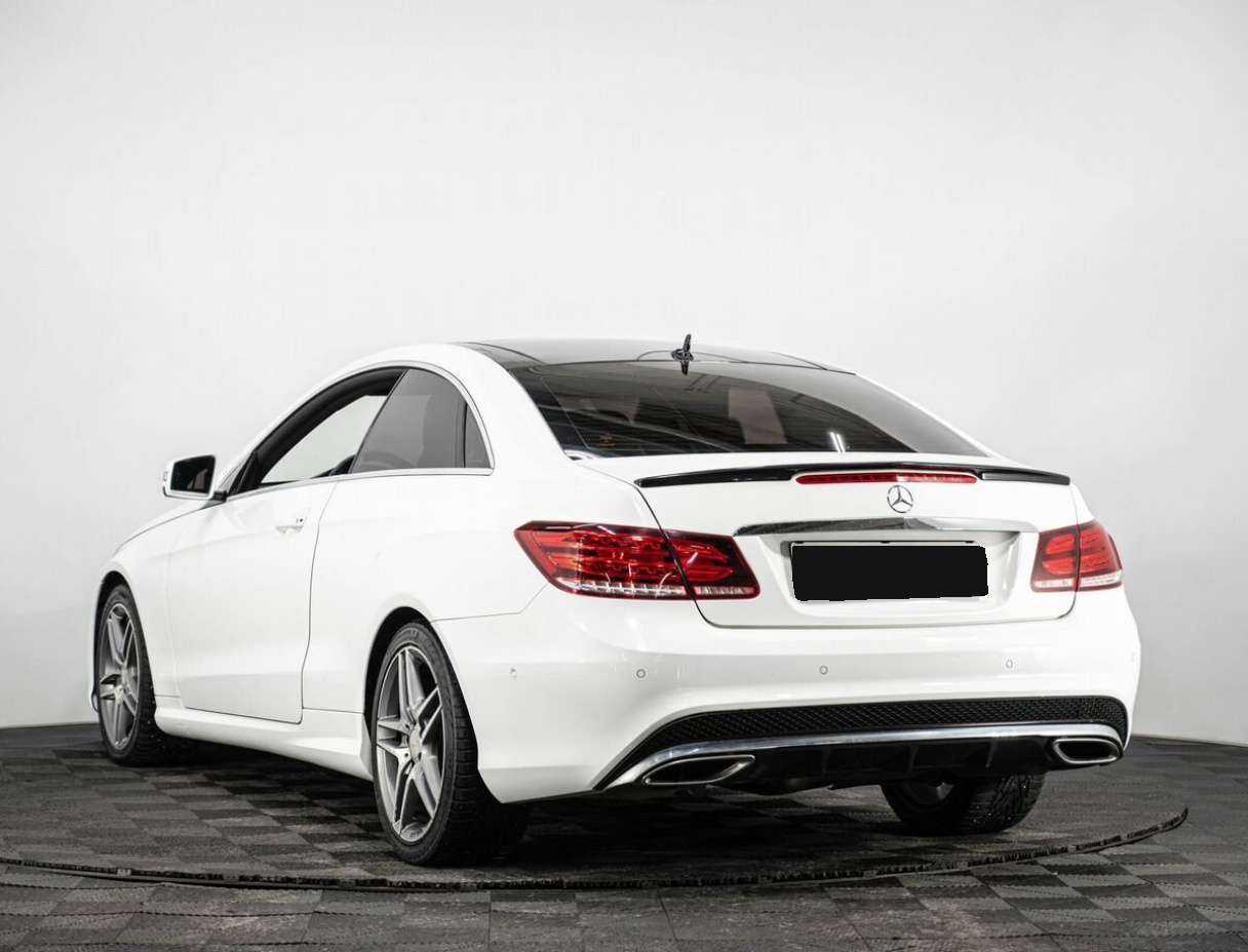 Mercedes-Benz E-Класс с пробегом — 2014 год. Фото: #3