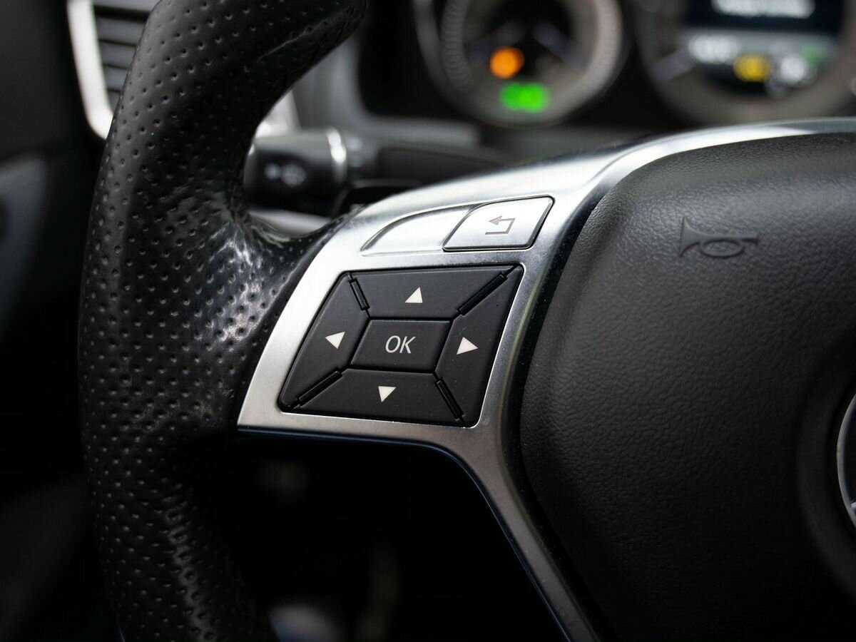 Mercedes-Benz E-Класс с пробегом — 2014 год. Фото: #17