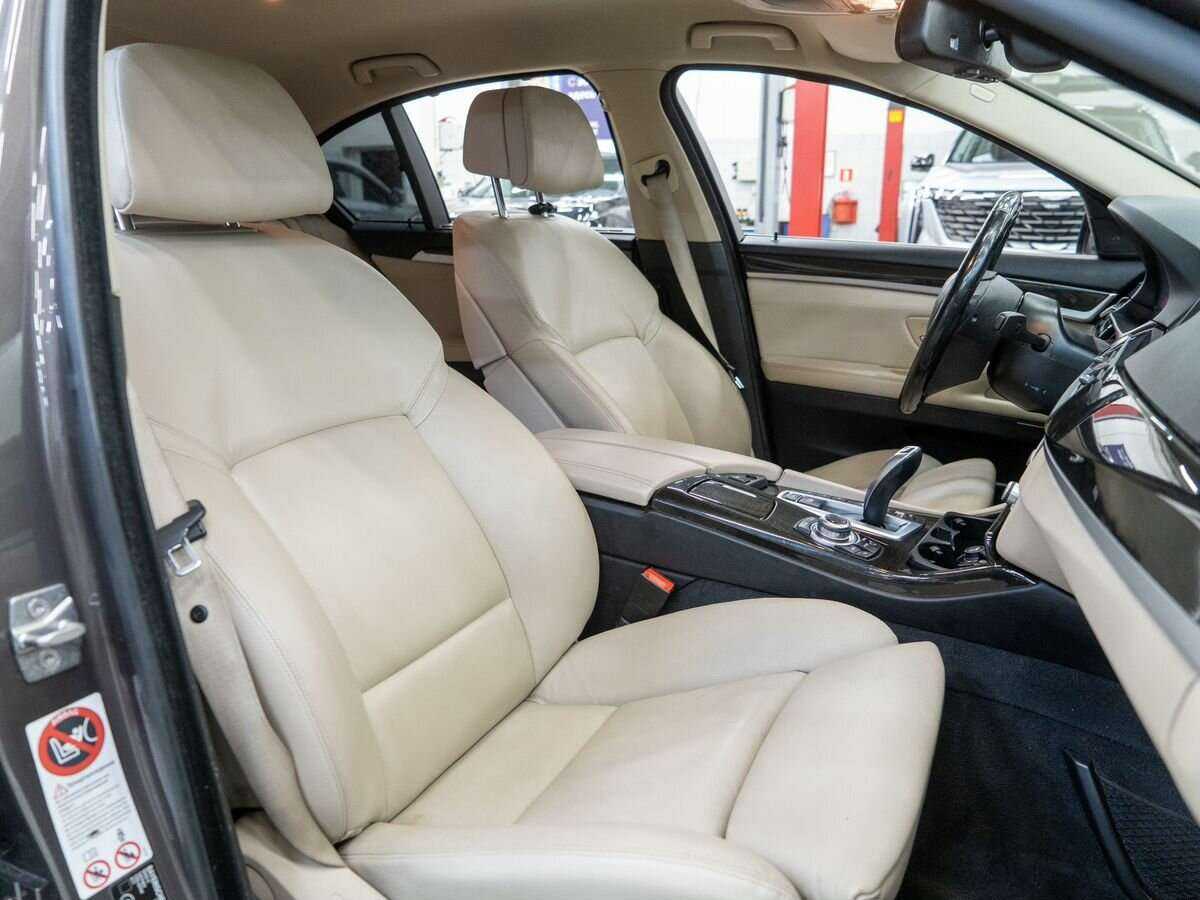 BMW 5 серии с пробегом — 2012 год. Фото: #8