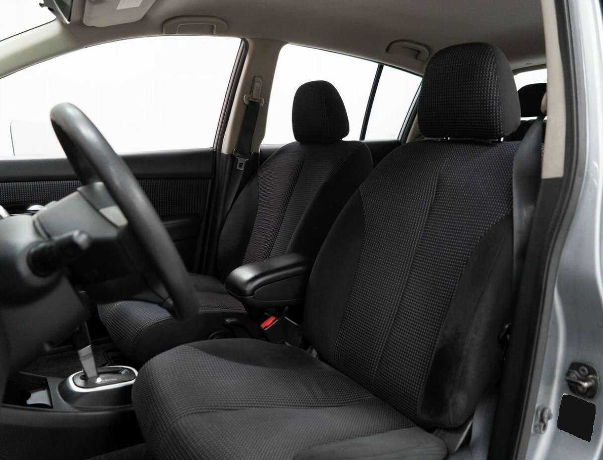 Nissan Tiida с пробегом — 2011 год. Фото: #7