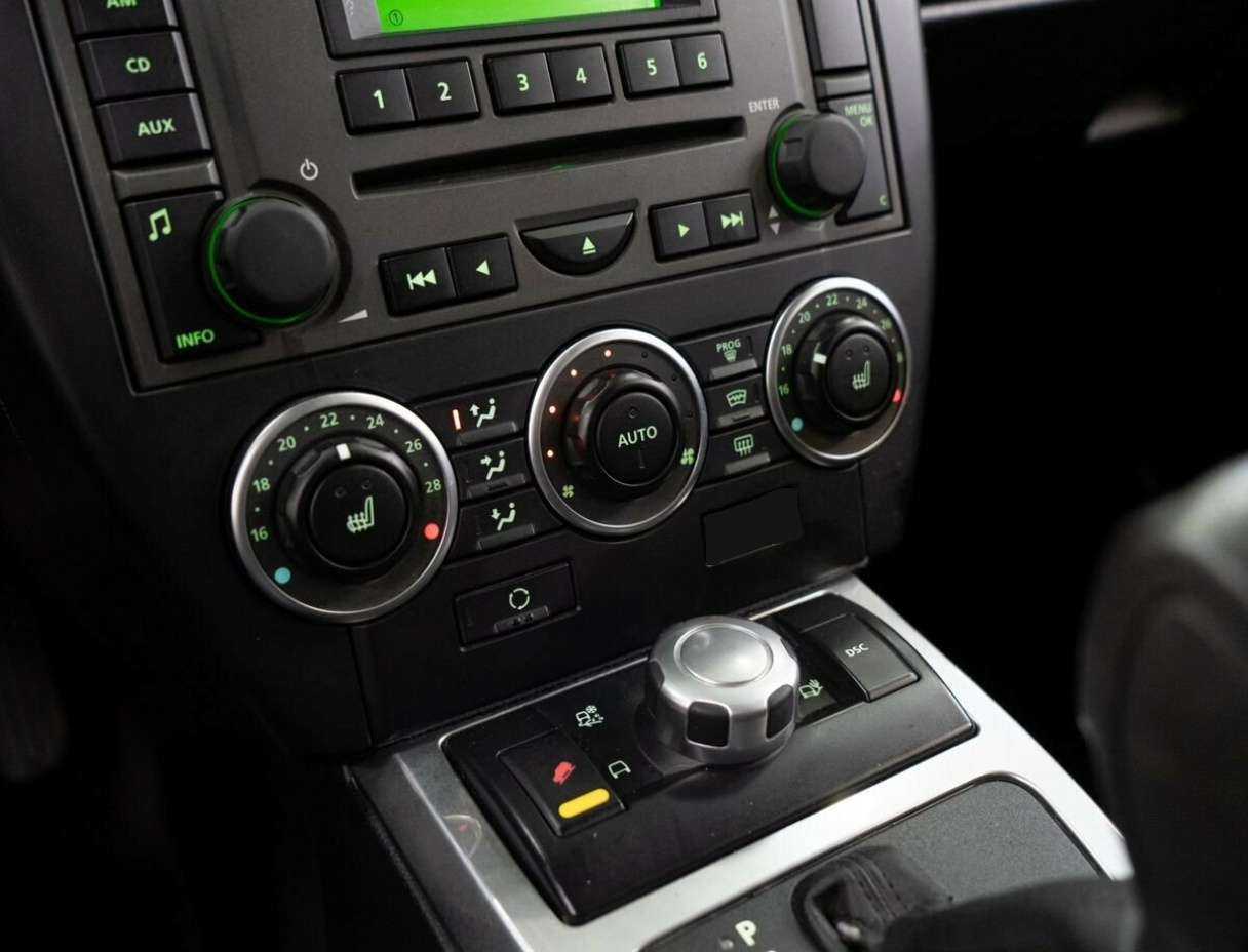 Land Rover Freelander с пробегом — 2009 год. Фото: #9