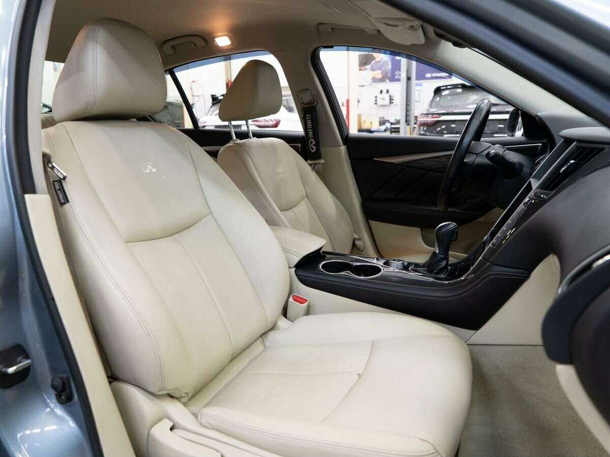 Infiniti Q50 с пробегом — 2014 год. Фото: #8