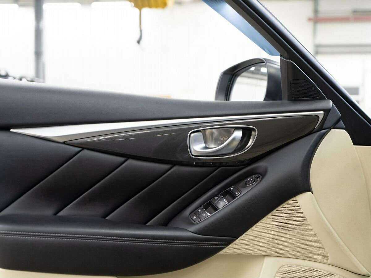 Infiniti Q50 с пробегом — 2014 год. Фото: #13