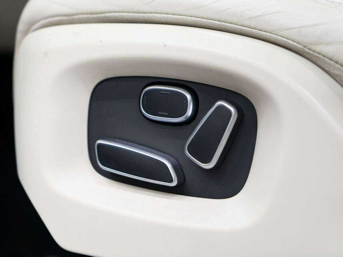 Land Rover Range Rover с пробегом — 2013 год. Фото: #17