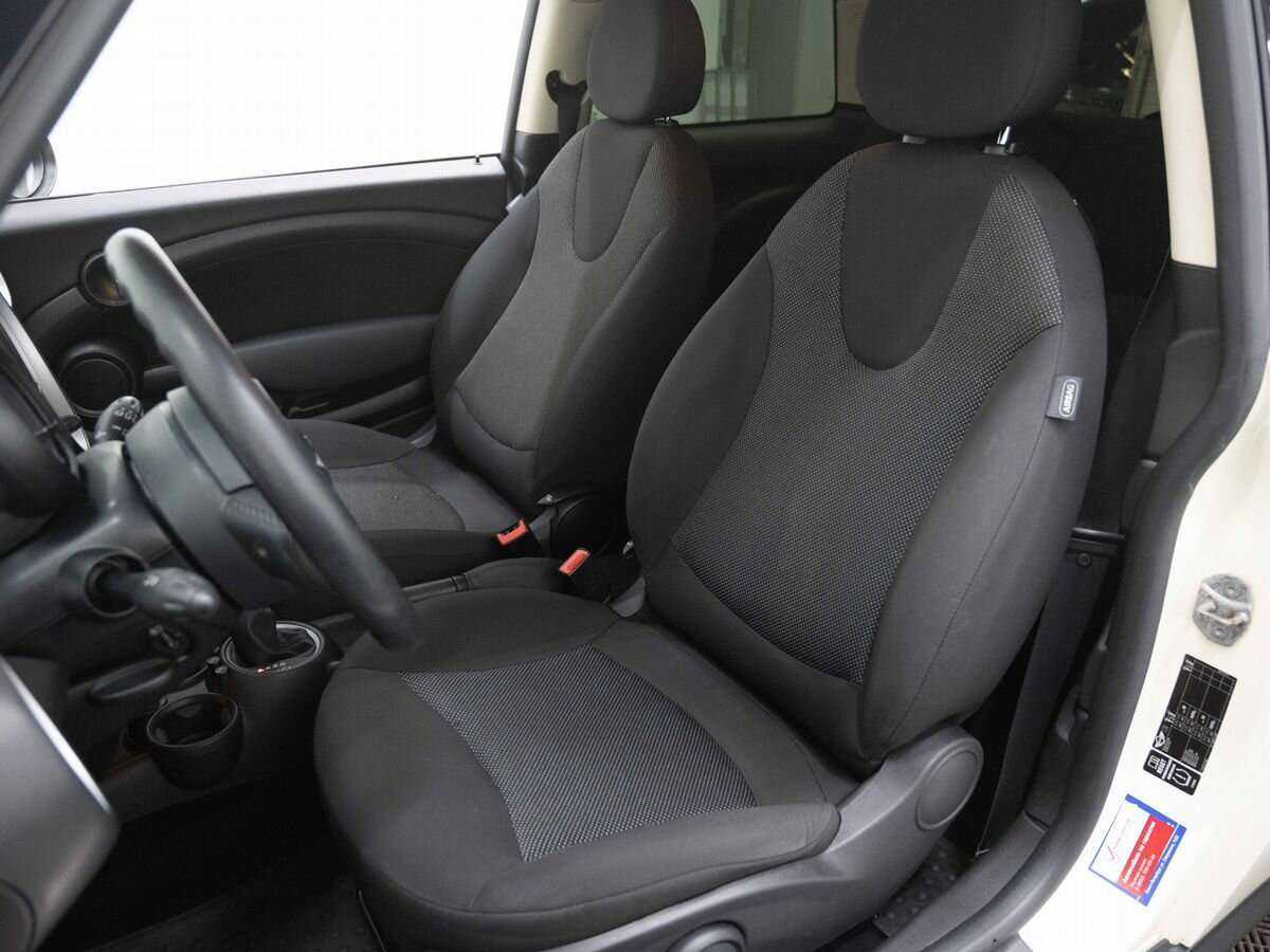 Mini Hatch с пробегом — 2013 год. Фото: #7