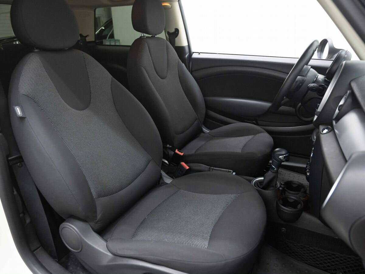 Mini Hatch с пробегом — 2013 год. Фото: #10