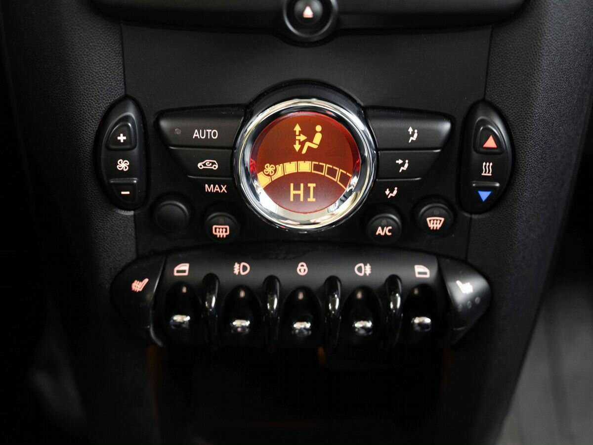 Mini Hatch с пробегом — 2013 год. Фото: #20