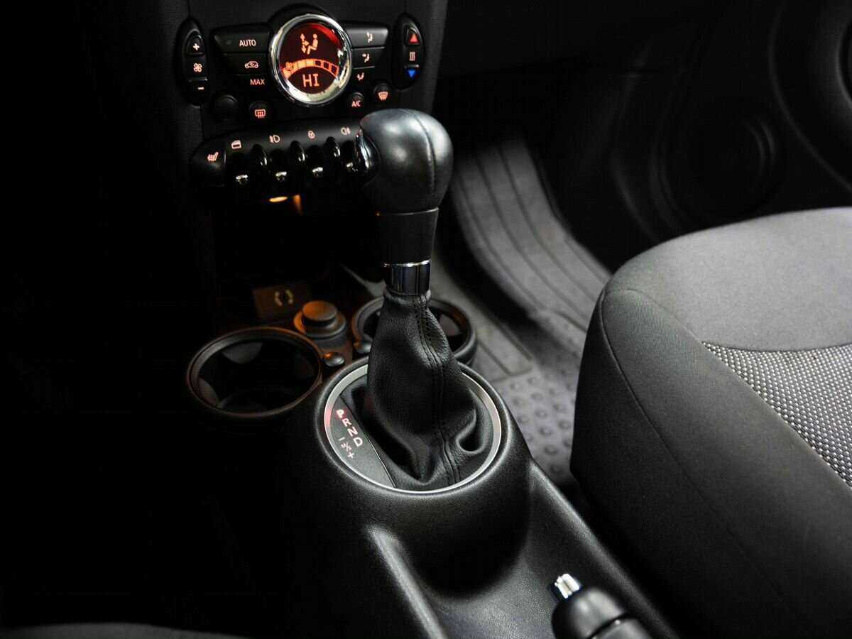 Mini Hatch с пробегом — 2013 год. Фото: #21