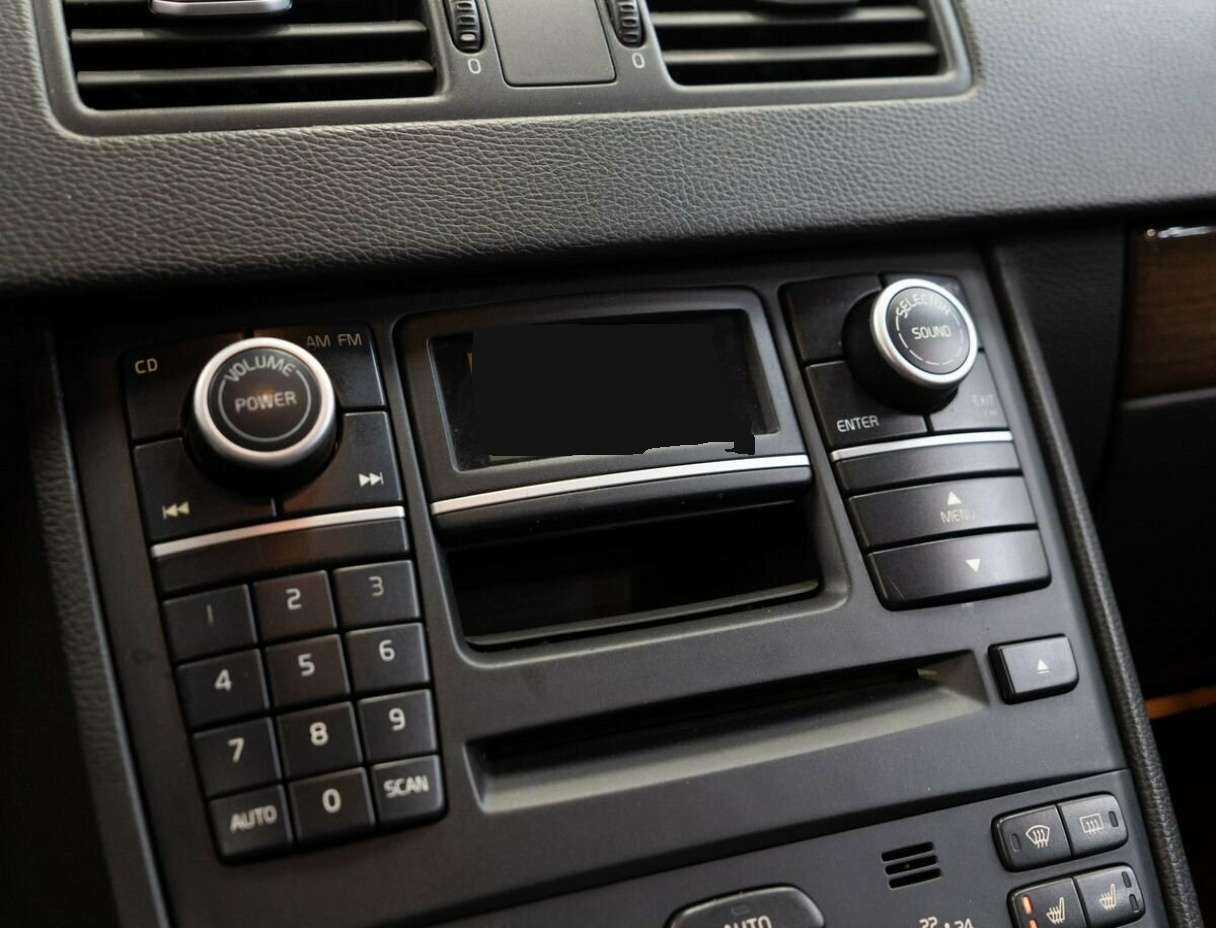 Volvo XC90 с пробегом — 2011 год. Фото: #11