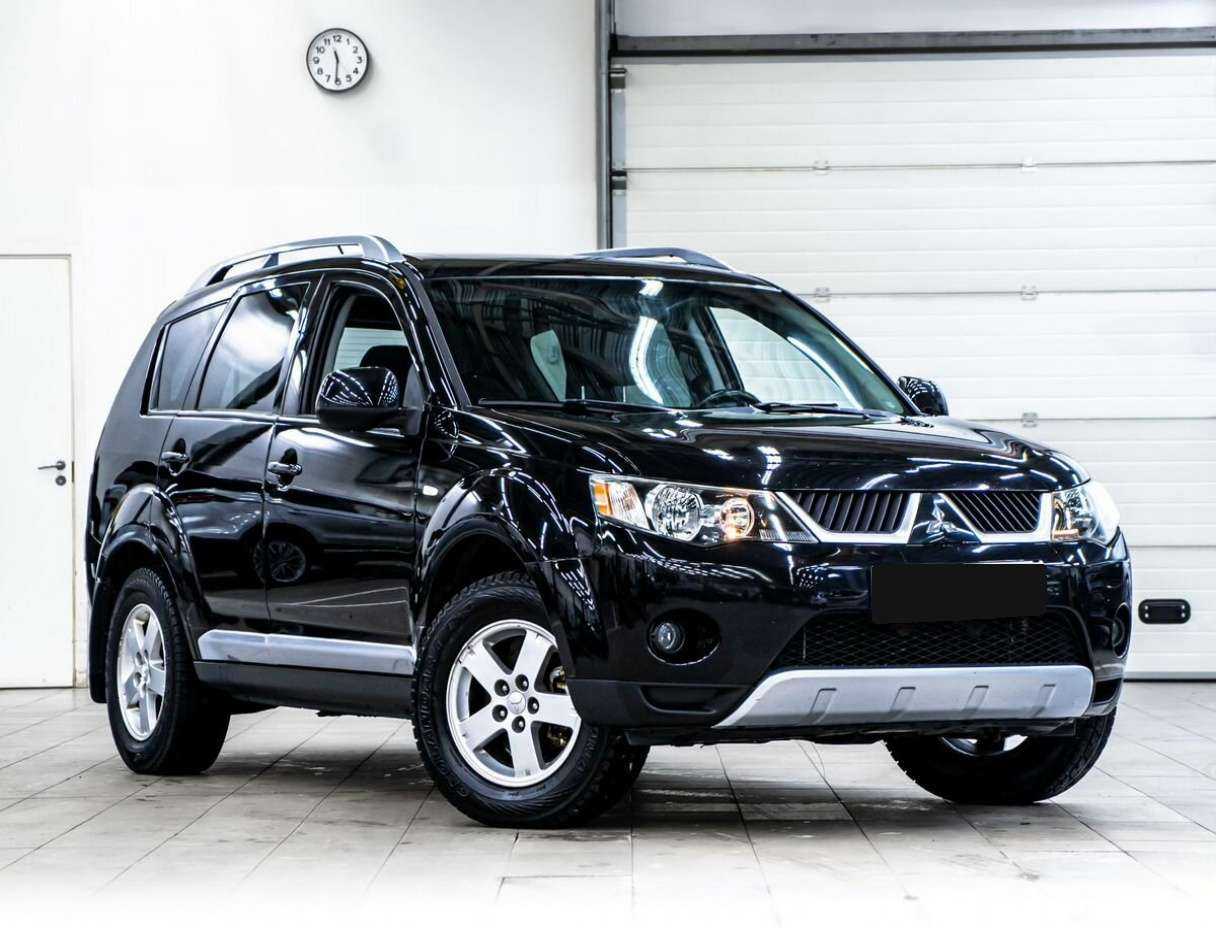 Mitsubishi Outlander с пробегом — 2007 год. Фото: #1