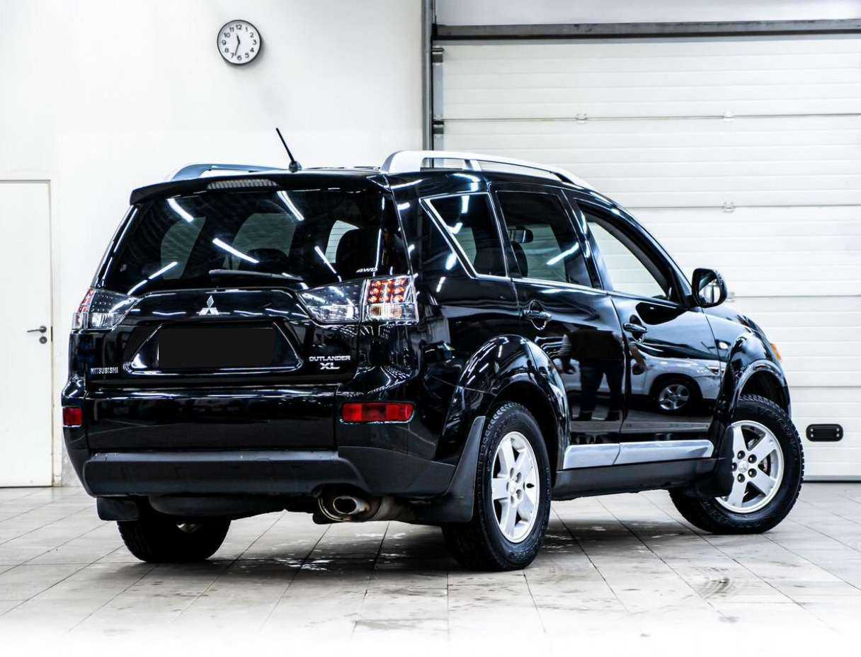 Mitsubishi Outlander с пробегом — 2007 год. Фото: #2