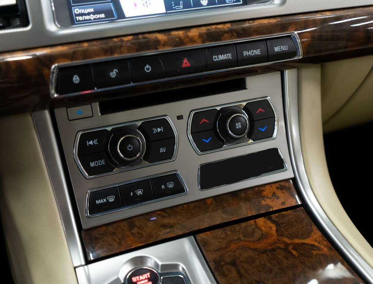 Jaguar XF с пробегом — 2011 год. Фото: #10