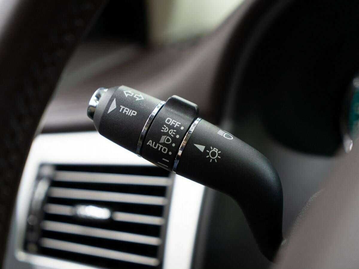 Jaguar XF с пробегом — 2011 год. Фото: #15