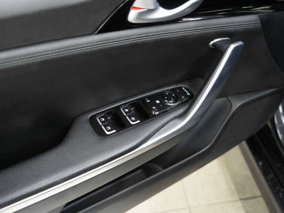 Kia Stinger с пробегом — 2018 год. Фото: #12