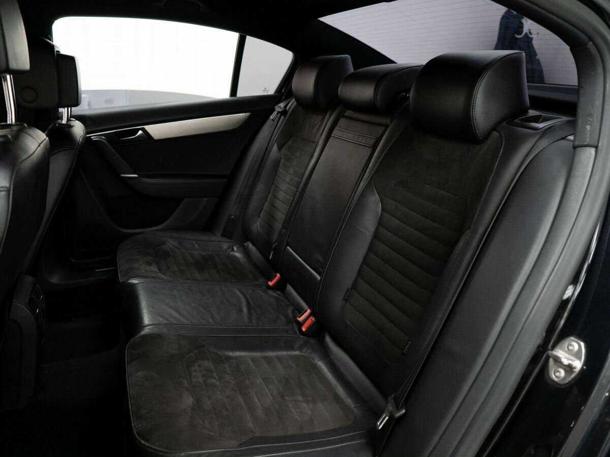 Volkswagen Passat с пробегом — 2013 год. Фото: #8