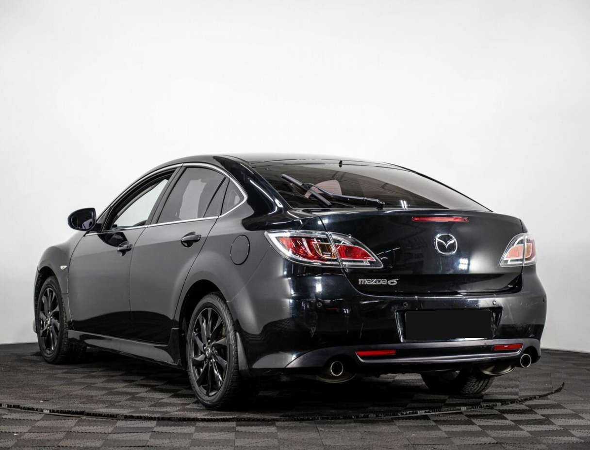 Mazda 6 с пробегом — 2010 год. Фото: #3