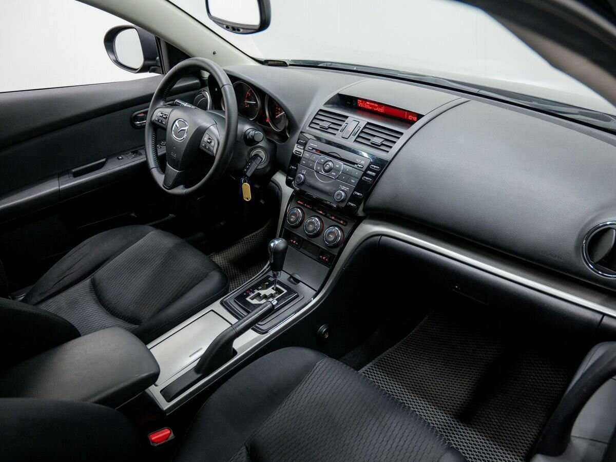 Mazda 6 с пробегом — 2010 год. Фото: #6
