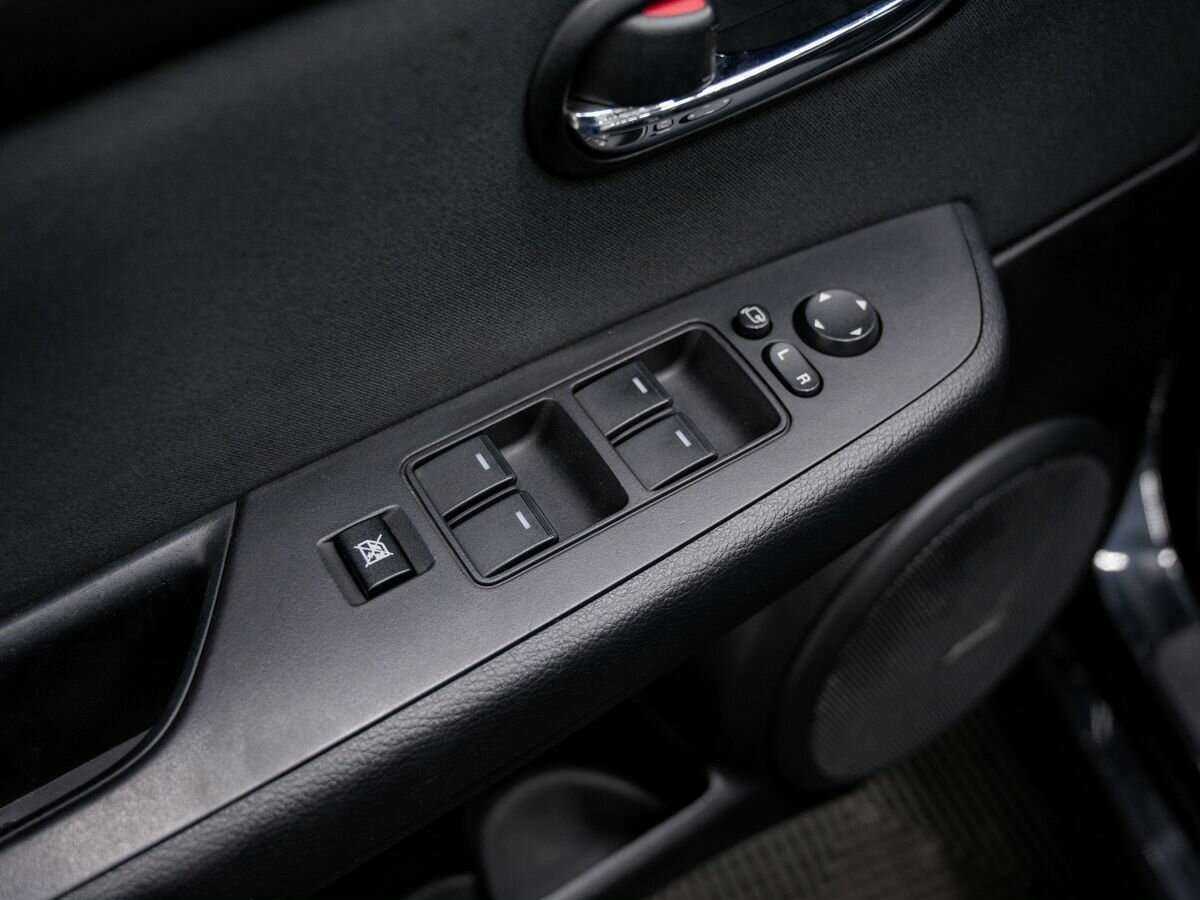 Mazda 6 с пробегом — 2010 год. Фото: #14