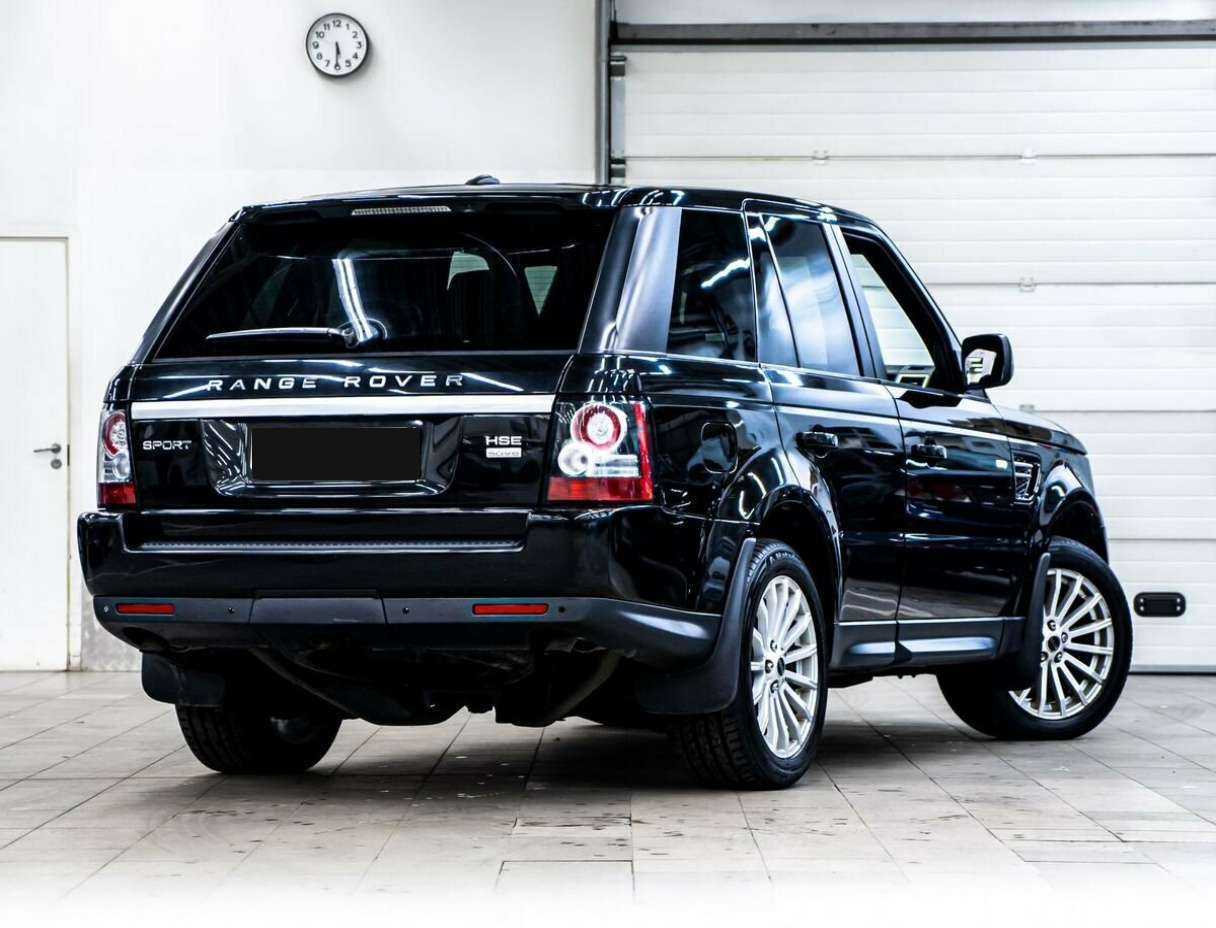 Land Rover Range Rover Sport с пробегом — 2012 год. Фото: #2