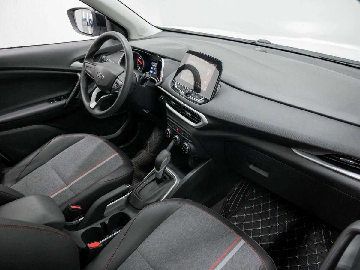 Chevrolet Tracker с пробегом — 2019 год. Фото: #10