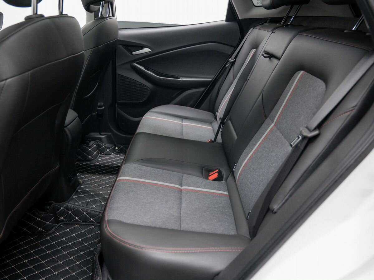 Chevrolet Tracker с пробегом — 2019 год. Фото: #15