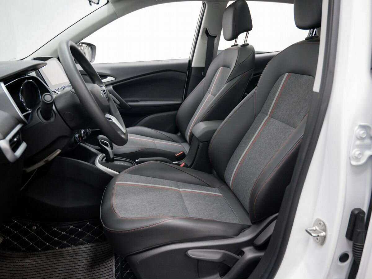 Chevrolet Tracker с пробегом — 2019 год. Фото: #17