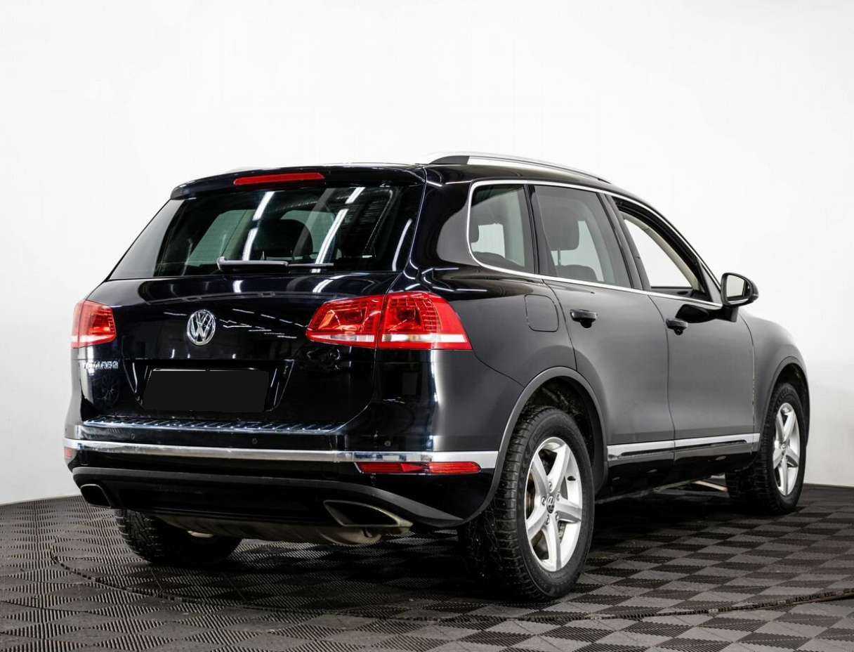 Volkswagen Touareg с пробегом — 2015 год. Фото: #5