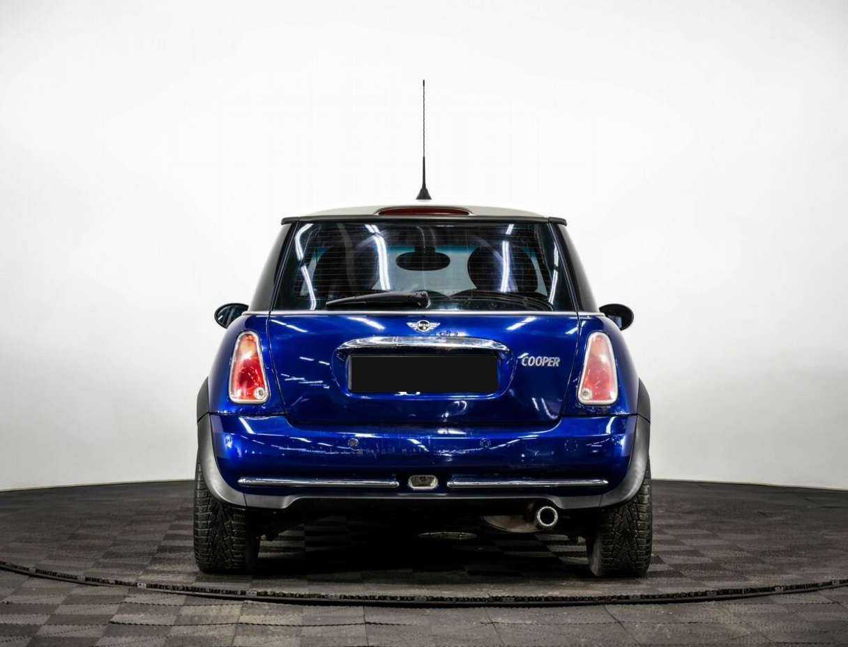 Mini Hatch с пробегом — 2005 год. Фото: #4