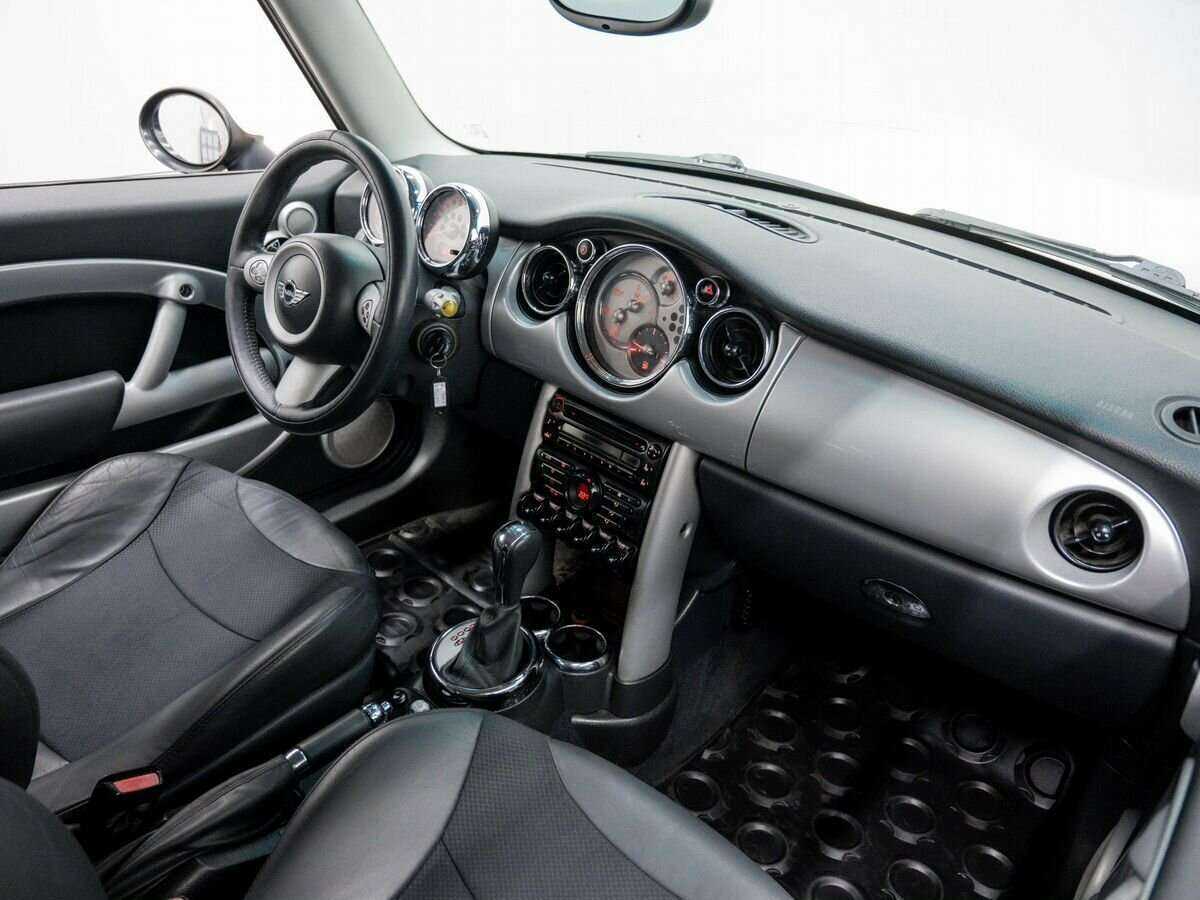 Mini Hatch с пробегом — 2005 год. Фото: #6