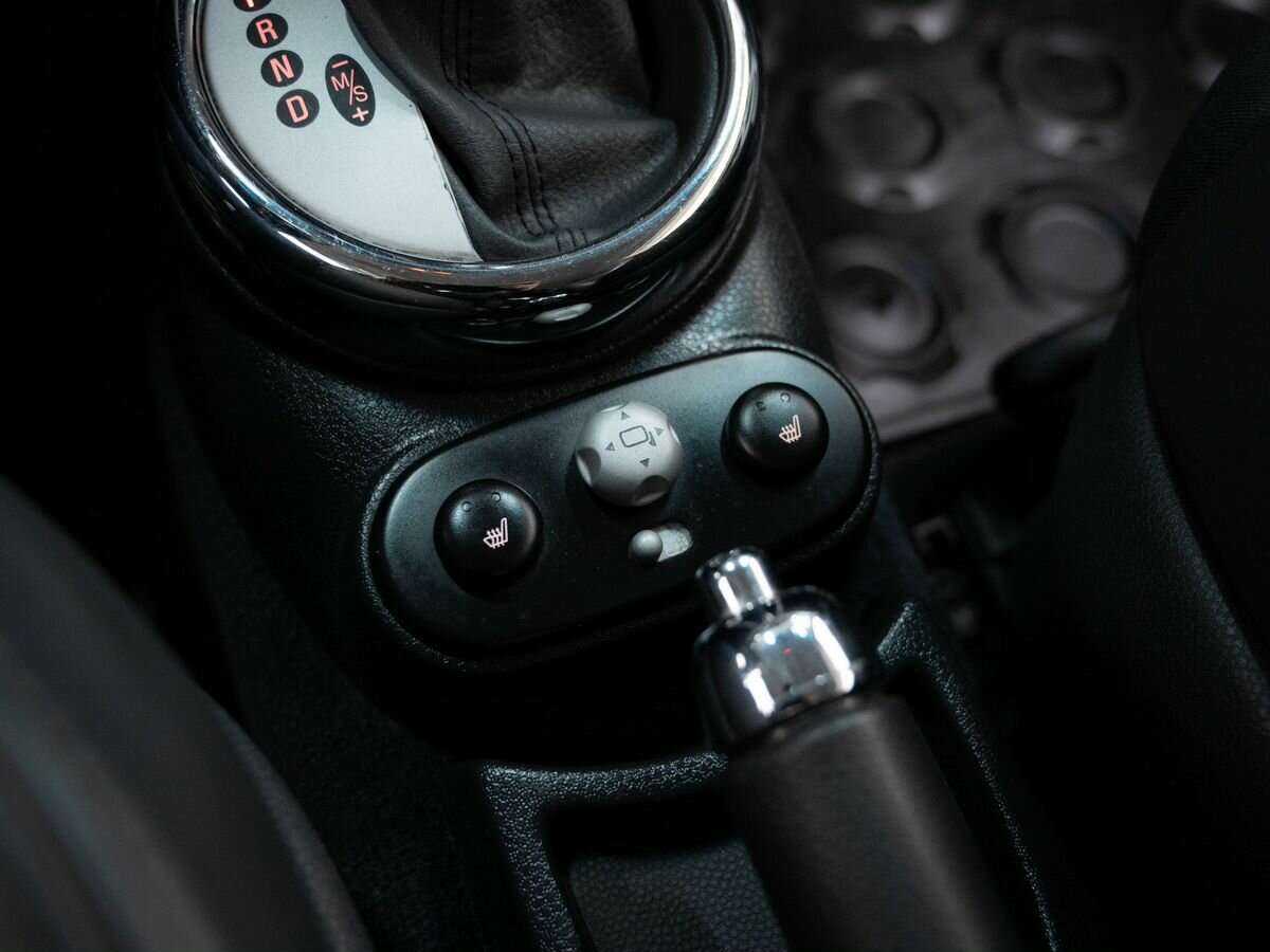 Mini Hatch с пробегом — 2005 год. Фото: #12